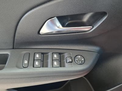 Opel Corsa 1.2 TURBO 101 GS, LED, VIRTUAL, KAMERA, CARPLAY,TEMPO, CUIR (2025) - Foto 14