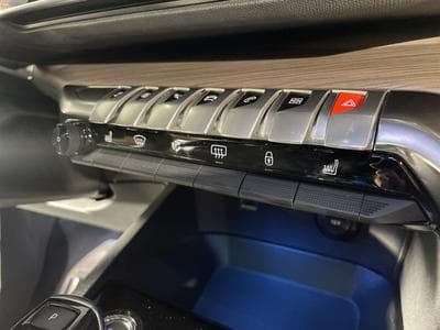 Peugeot 5008 2.0 BLUEHDI 180 EAT8 GT LINE I-COCKPIT GPS 7PL (2022) - Photo 9