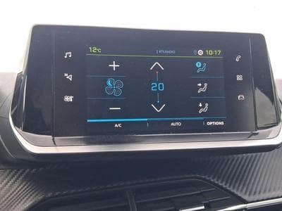 PEUGEOT 208 e-208 136ch Active (2021) - Photo 12