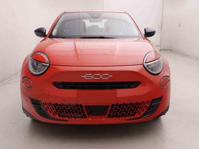 Fiat 600 1.2 T Hybrid 101 DCT Lounge (2025) - Foto 2