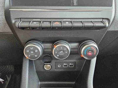 Renault Clio 1.0 TCE EDC 90 Evolution (2025) - Foto 14