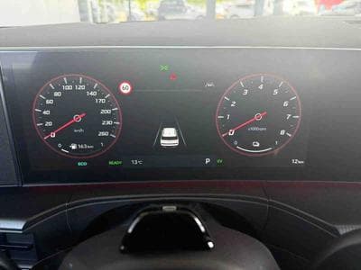 Hyundai Santa Fe 1.6 T-GDI PHEV 258 DCT Black Line (2026) - Foto 12