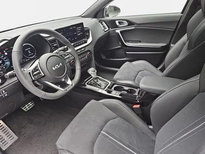 Kia XCeed 1.6 T-GDI DCT 140 GT-LINE (2026) - Foto 15