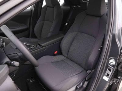 Toyota C-HR 1.8 VVT-i 140 Hybride Dynamic (2025) - Photo 7