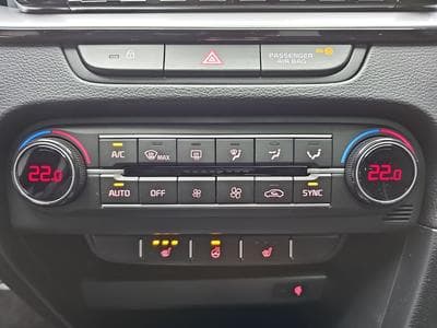 Kia XCeed 1.6 T-GDI DCT 180 GT-LINE (2026) - Foto 10