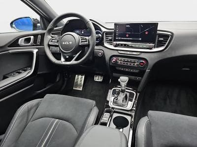 Kia XCeed 1.6 T-GDI DCT 180 GT-LINE (2026) - Foto 8