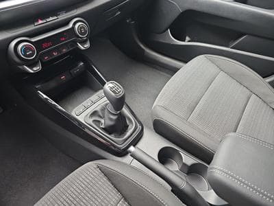 Kia Stonic 1.0 T-GDI 100 Vision (2026) - Foto 11