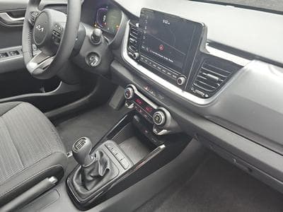 Kia Stonic 1.0 T-GDI 100 Vision (2026) - Foto 15