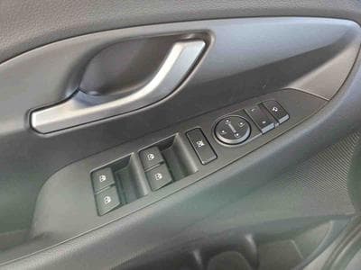 Hyundai i30 1.5 T-GDI mHEV  DCT 140 N-Line (2025) - Photo 12