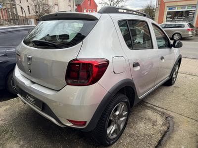 Dacia Sandero Stepway 1.5 Dci -Klima-Navi-Led-1Hand- (2017) - Photo 6