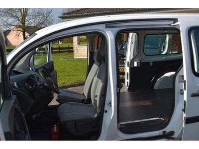 Renault Kangoo 1,5 DCi 95 Maxi 2 portes lat. (2021) - Foto 8