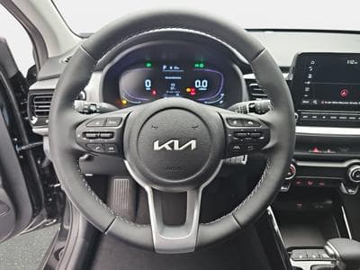 Kia Stonic 1.0 T-GDI 100 DCT Vision (2026) - Photo 12
