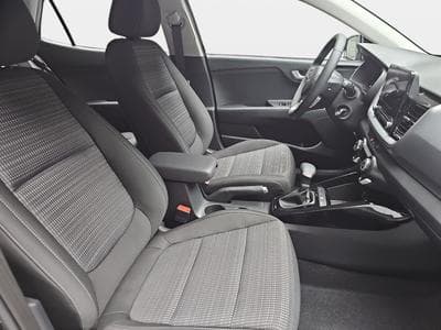 Kia Stonic 1.0 T-GDI 100 DCT Vision (2026) - Photo 14