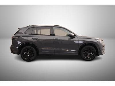 VW Tiguan 1.5 TSI PHEV 200 DSG R-Line (2025) - Photo 3