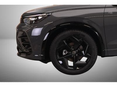 VW Tiguan 1.5 TSI PHEV 200 DSG R-Line (2025) - Photo 9