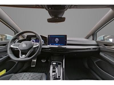 VW Golf 1.5 eTSI mHEV 150 DSG R-Line (2025) - Photo 7