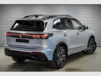 VW Tiguan 2,0 TSI DSG (2025) - Foto 3