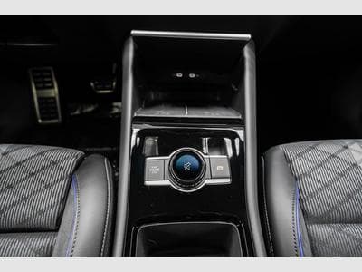 VW Tiguan 2,0 TSI DSG (2025) - Foto 13