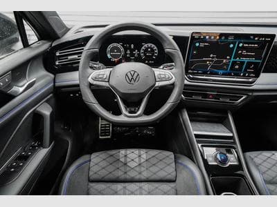 VW Tiguan 2,0 TSI DSG (2025) - Foto 8