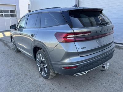 Skoda Kodiaq 2.0 TDI 142 kW 4x4 Sportline (2026) - Photo 3