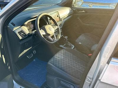 VW T-Cross R-Line Limited (2026) - Photo 9