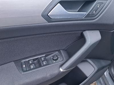 VW Touran Comfortline BMT/Start-Stopp (2026) - Photo 13