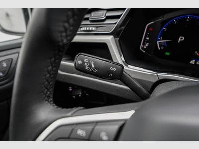 VW Touran 1,5 TSI DSG (2026) - Photo 10