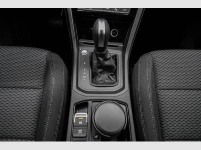 VW Touran 1,5 TSI DSG (2026) - Photo 11