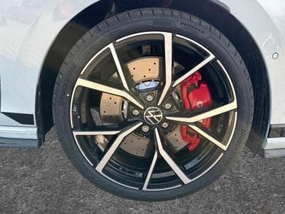 VW Golf GTI Clubsport (2026) - Photo 12