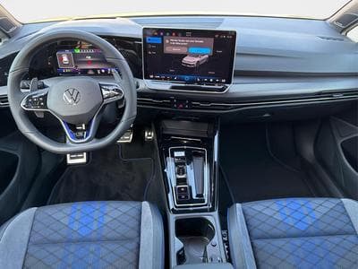 VW Golf R (2026) - Photo 12