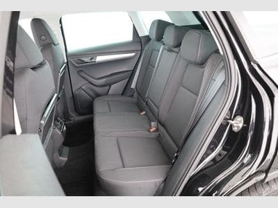 Skoda Karoq Selection (2024) - Photo 11