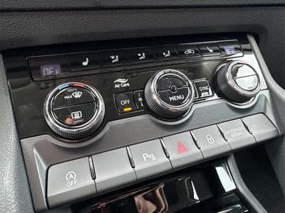 Skoda Karoq Selection (2025) - Photo 15