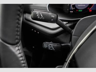 Skoda Octavia Kombi 1,5 eTSI (2026) - Photo 10