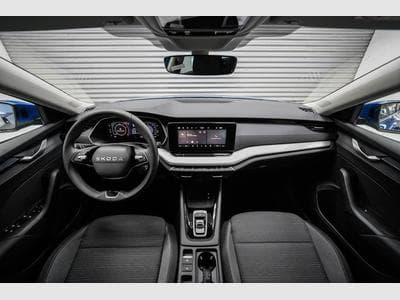 Skoda Octavia Kombi 1,5 eTSI (2026) - Photo 5