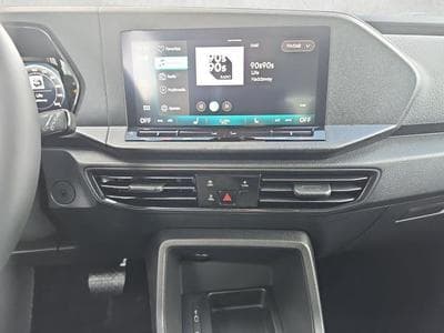 VW Caddy Basis Maxi (2026) - Photo 12