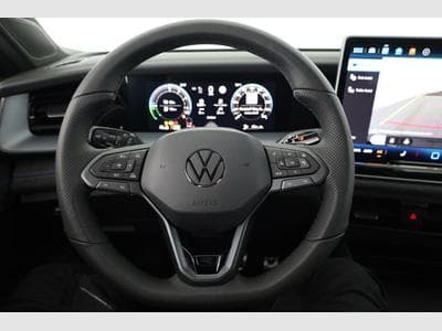VW Tayron 1.5 TSI eHybrid 150 kW R-Line (2026) - Photo 6