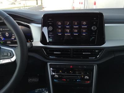 VW T-Roc LIFE (2026) - Photo 6