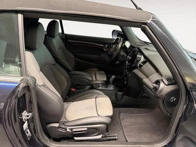 MINI Cooper John Cooper Works (2024) - Photo 12