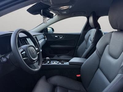 Volvo V60 B4 Plus Bright / Diesel (2023) - Photo 10