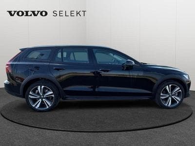 Volvo V60 B4 AWD Plus Dark / Electrique (2023) - Photo 7