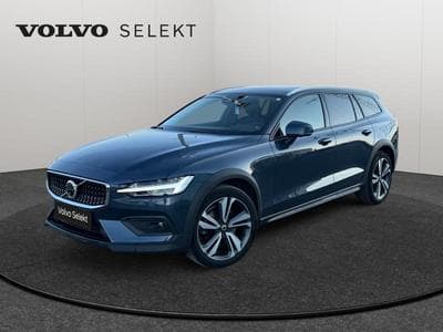 Volvo V60 B4 AWD Ultimate Dark / Diesel (2023) - Photo 1