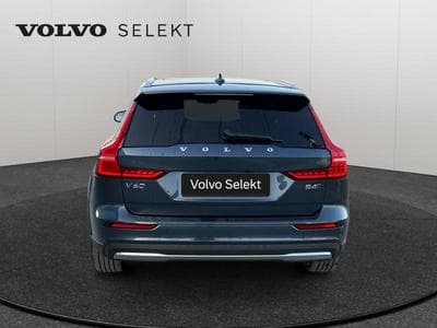 Volvo V60 B4 Ultimate Bright / Diesel (2023) - Photo 6