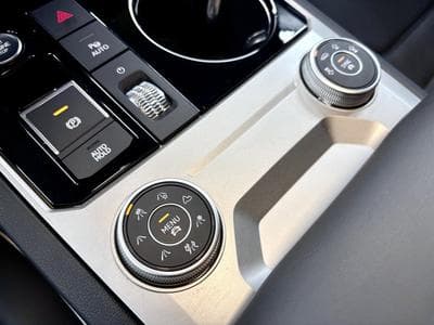 VW Touareg 3.0 TSi V6 eHybrid 4MOTION Elegance  381 CV (2022) - Foto 15