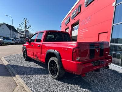 Dodge RAM SRT10 (2007) - Foto 2
