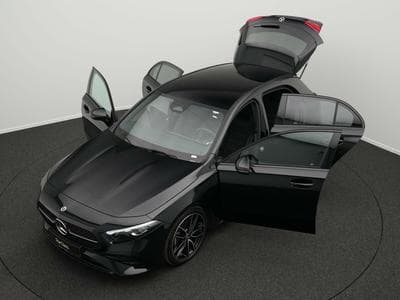 Mercedes A 200 d AMG-Line Kamera+Multi+Night+19" (2025) - Foto 14