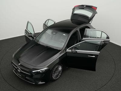 Mercedes A 200 d Kompaktlimousine (2024) - Photo 14