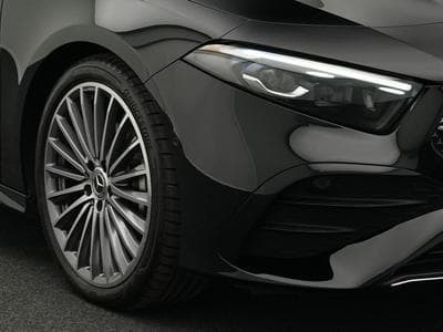 Mercedes A 200 d Kompaktlimousine (2024) - Photo 9