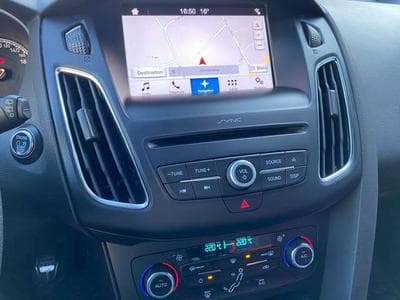 Ford Focus Focus 2.0 EcoBoost ST mit Leder-Sport-Paket (2017) - Photo 12