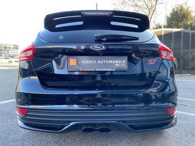 Ford Focus Focus 2.0 EcoBoost ST mit Leder-Sport-Paket (2017) - Photo 6
