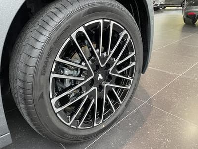 Firefly Comfort (2026) - Photo 1